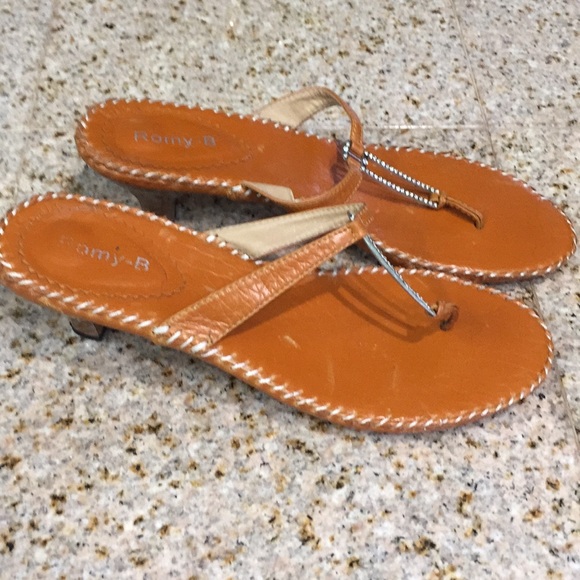 Sexy heeled sandal with glitter front size 7.5 - Picture 2 of 5